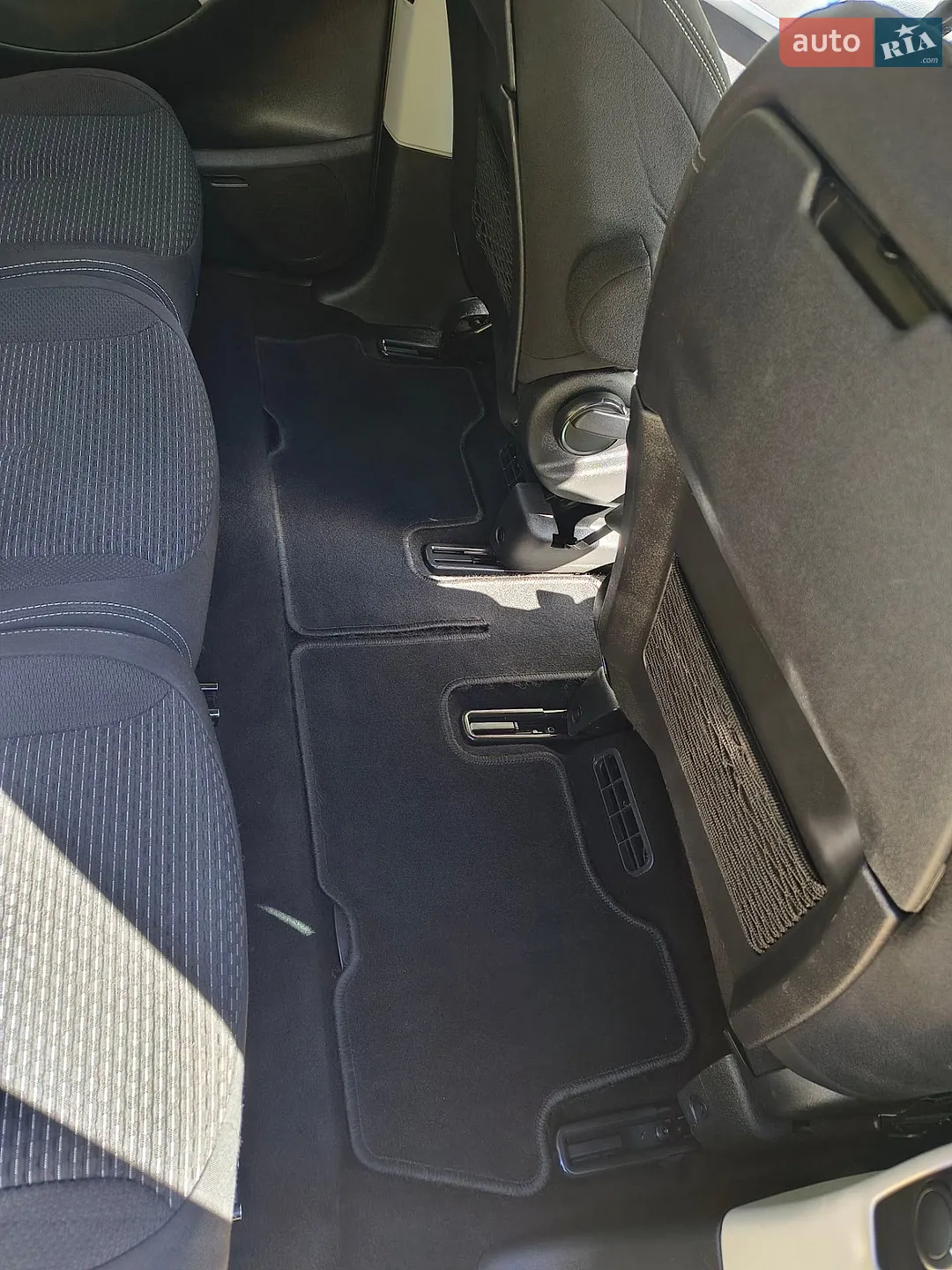 2010 Citroen C4 Picasso - мініатюра 29