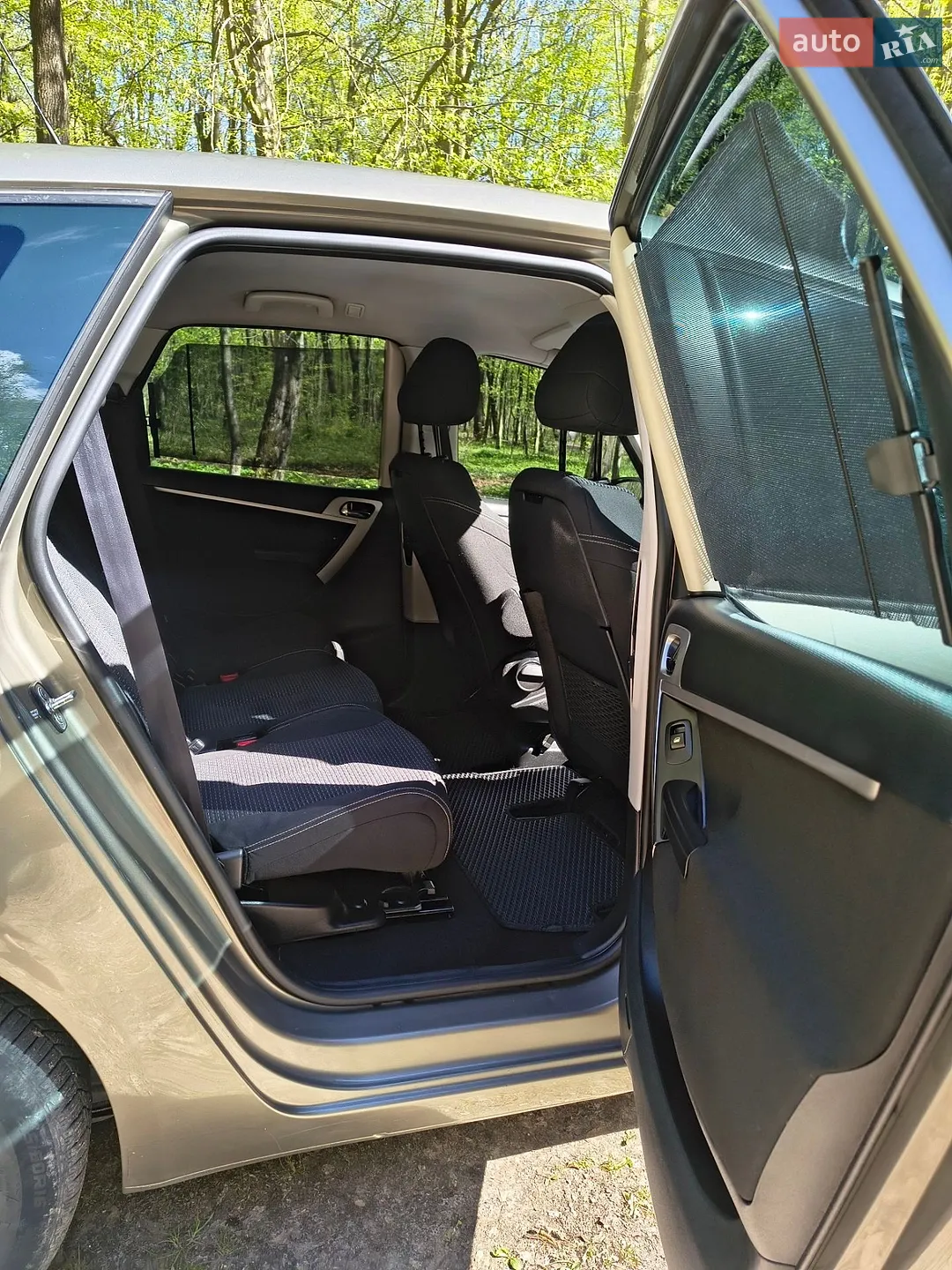 2010 Citroen C4 Picasso - мініатюра 16