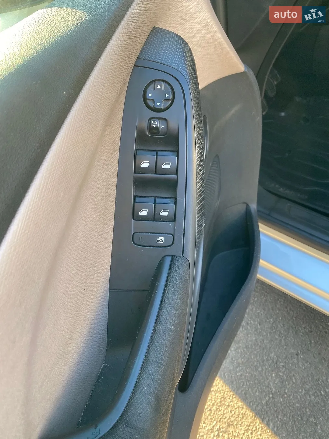 2016 Citroen C4 Picasso - мініатюра 2