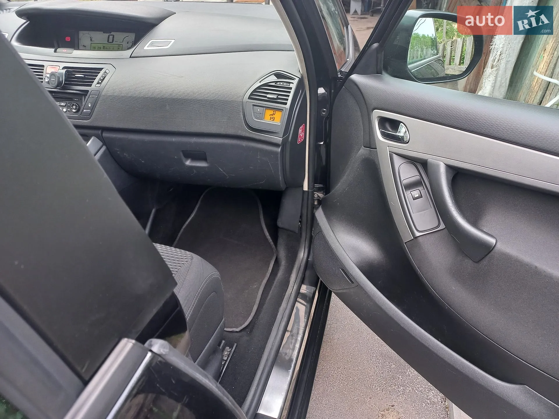 2010 Citroen C4 Picasso - мініатюра 19