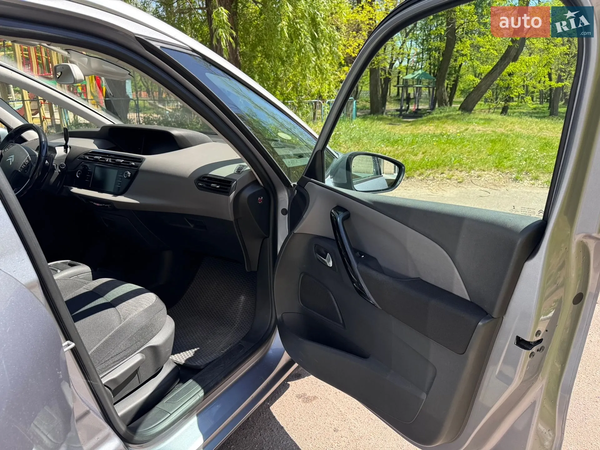 2016 Citroen C4 Picasso - мініатюра 15