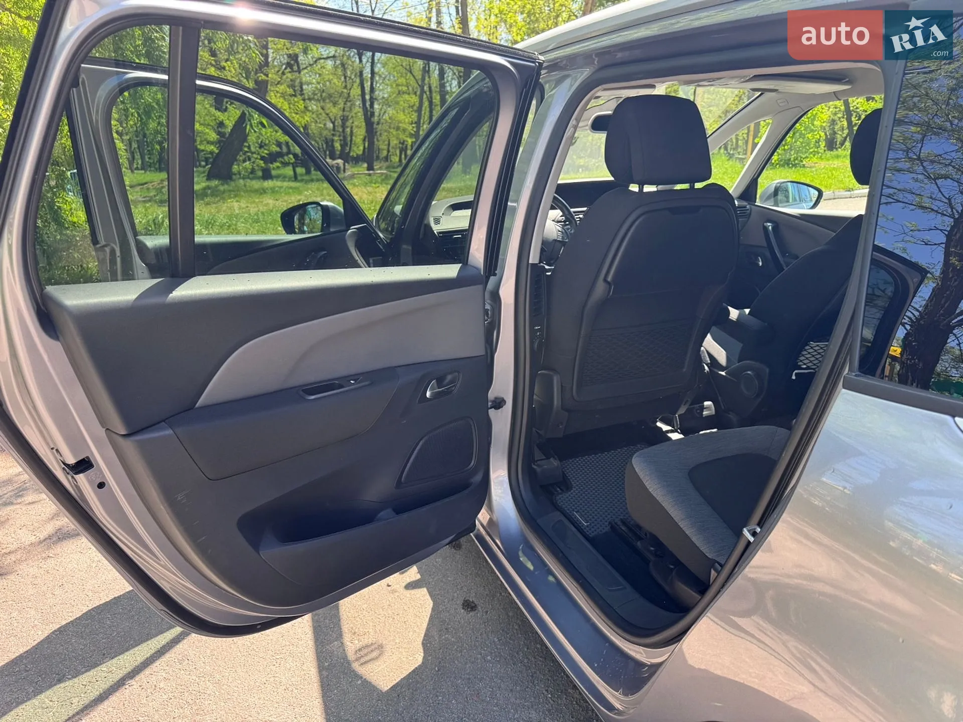 2016 Citroen C4 Picasso - мініатюра 19