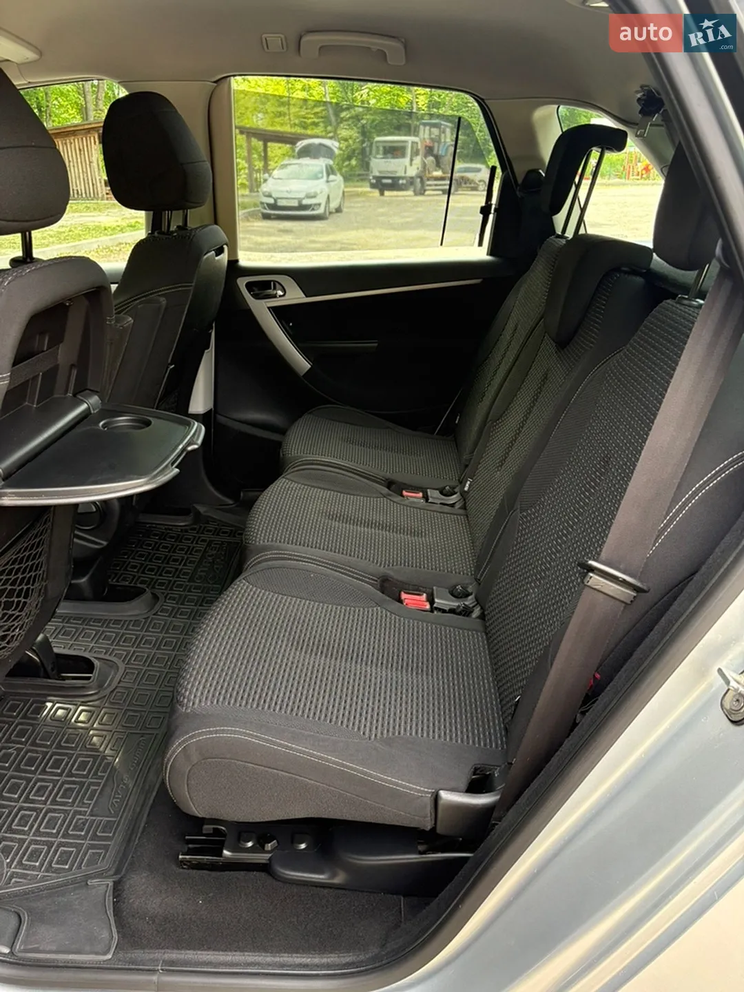 2011 Citroen C4 Picasso - мініатюра 38