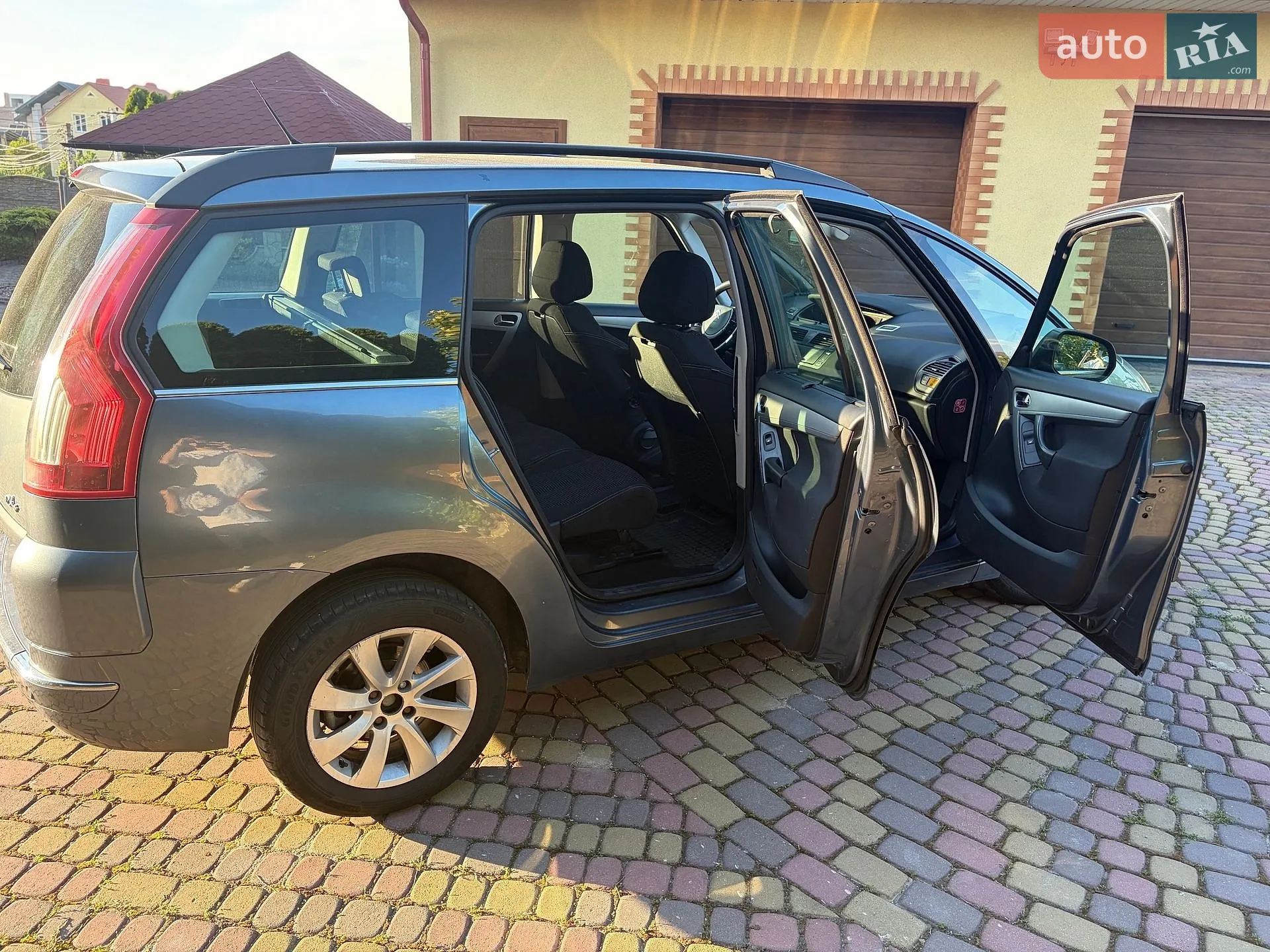 2010 Citroen C4 Picasso - мініатюра 3
