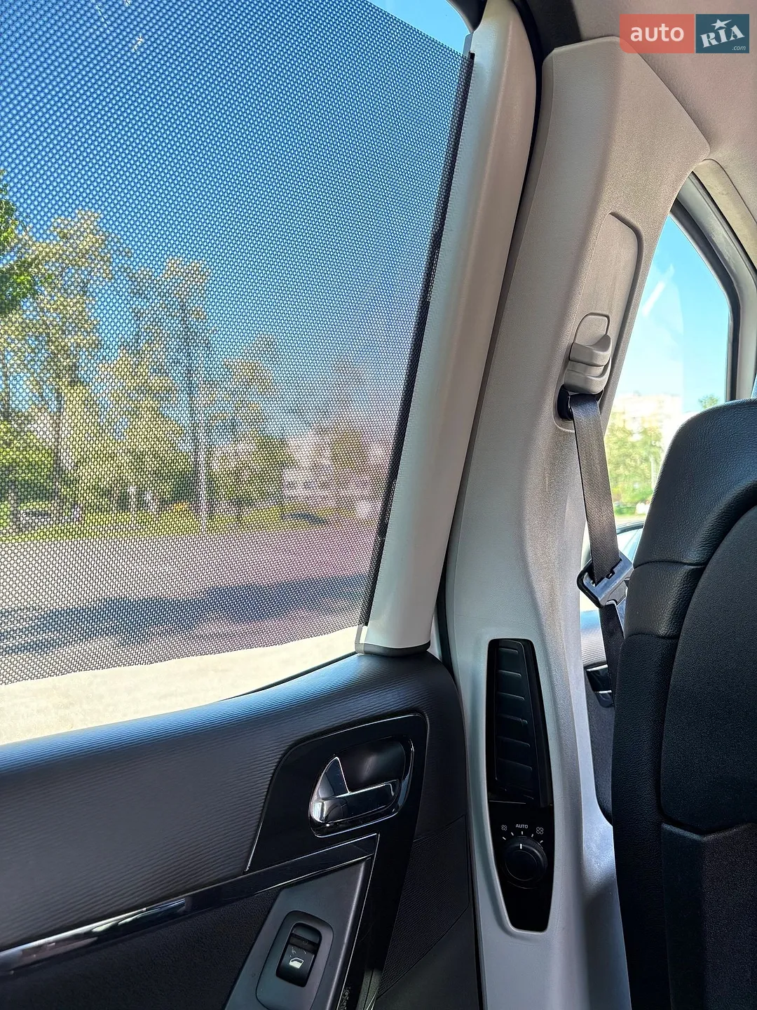 2011 Citroen C4 Picasso - мініатюра 16