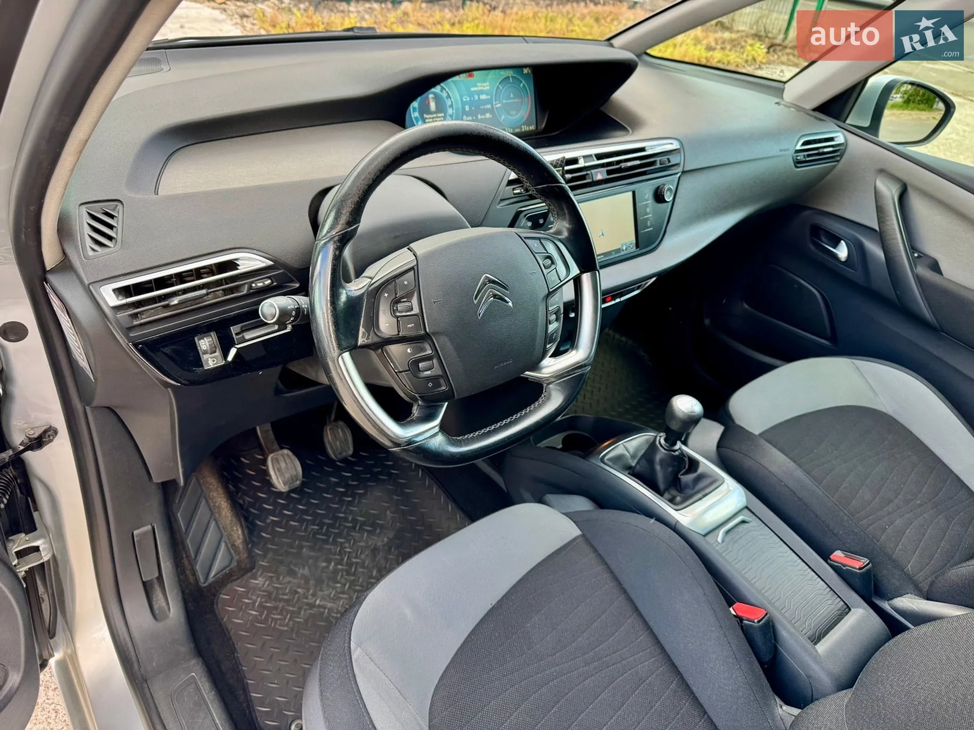 2016 Citroen C4 Picasso - мініатюра 25