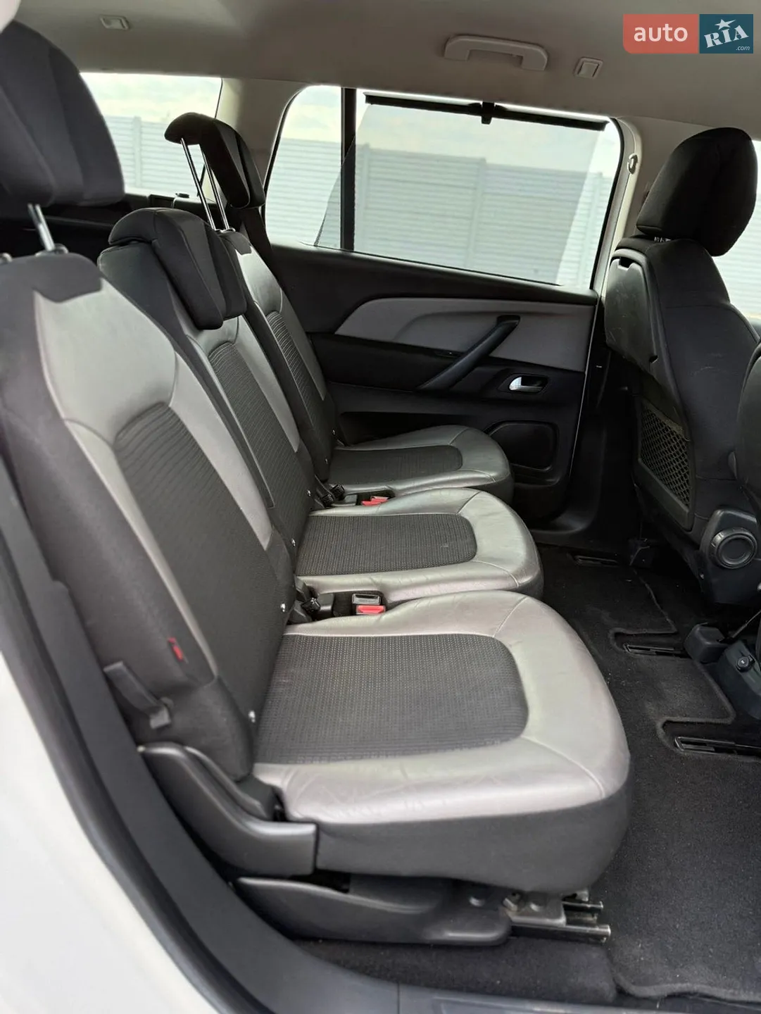 2015 Citroen C4 Picasso - мініатюра 35