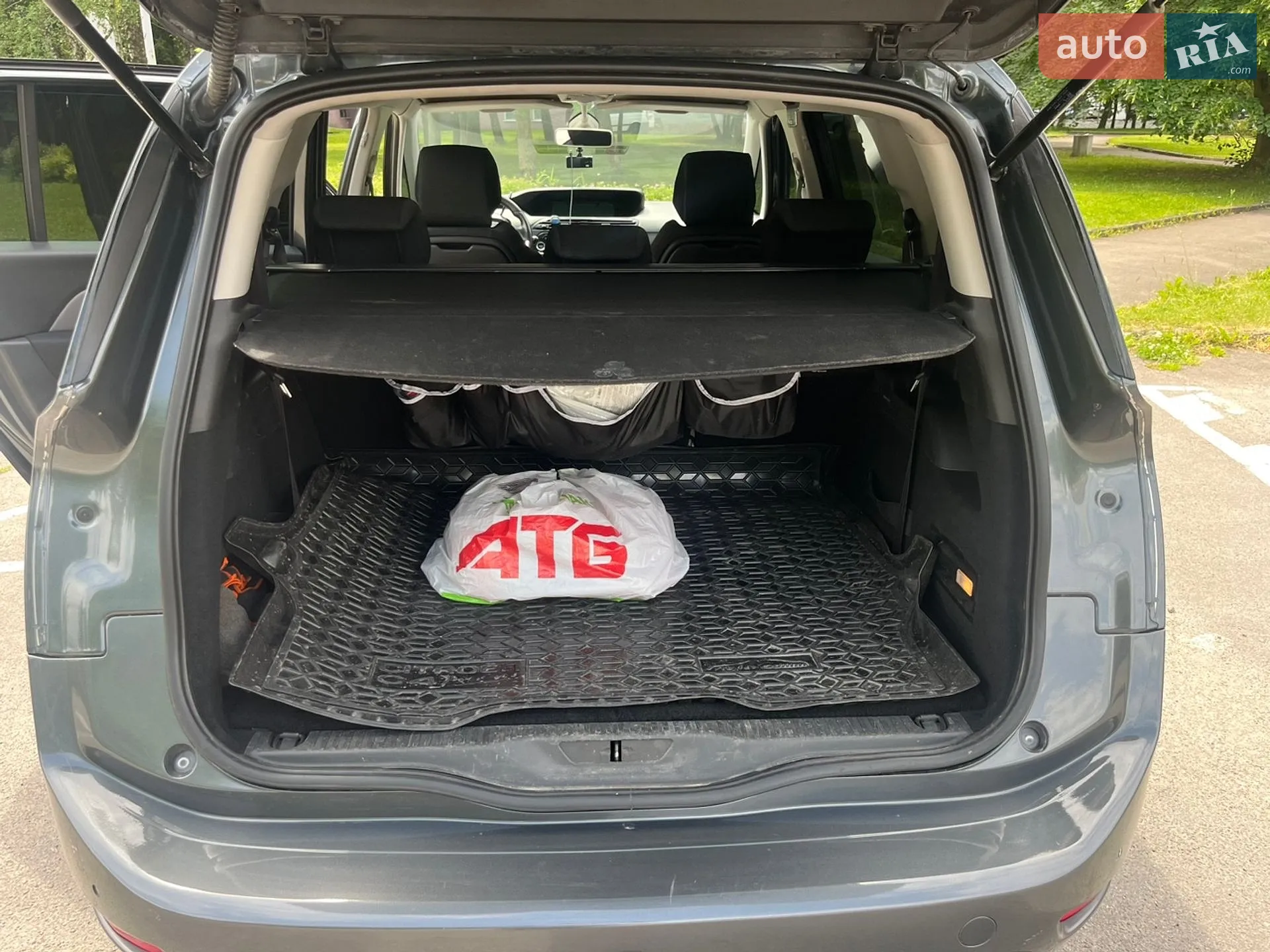2016 Citroen C4 Picasso - мініатюра 16