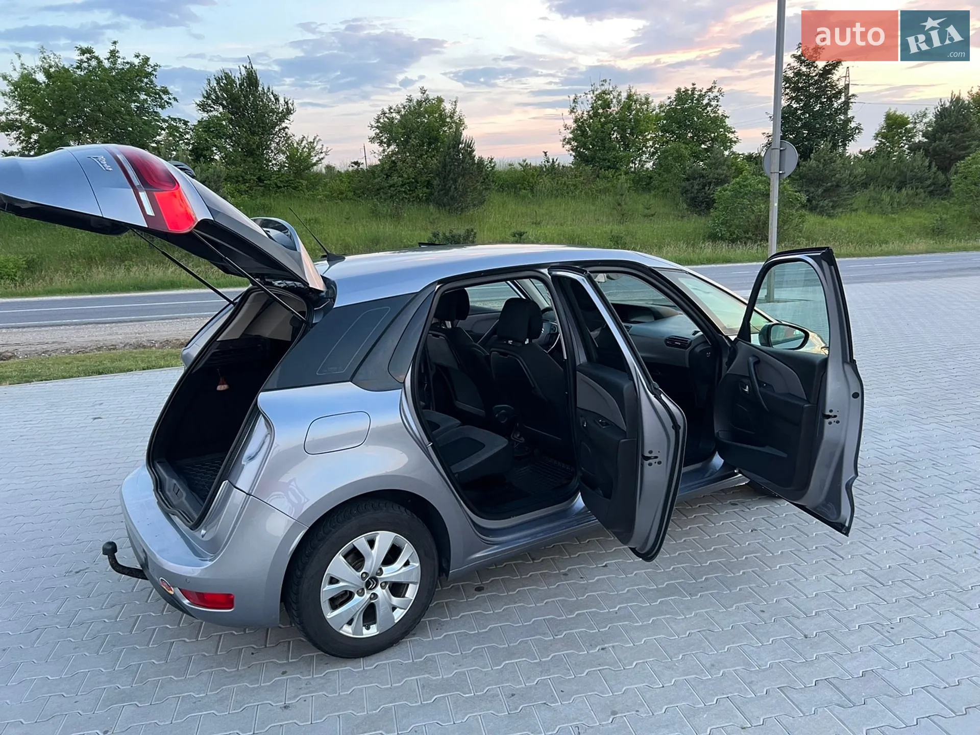 2016 Citroen C4 Picasso - мініатюра 12