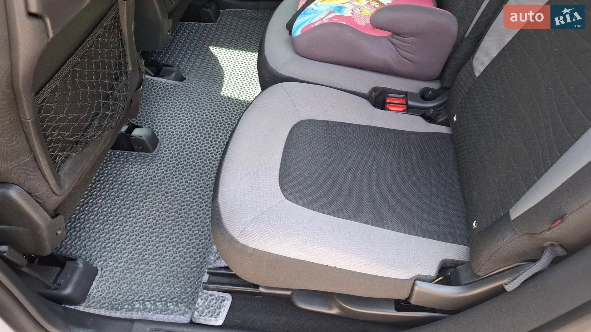 2013 Citroen C4 Picasso - мініатюра 17