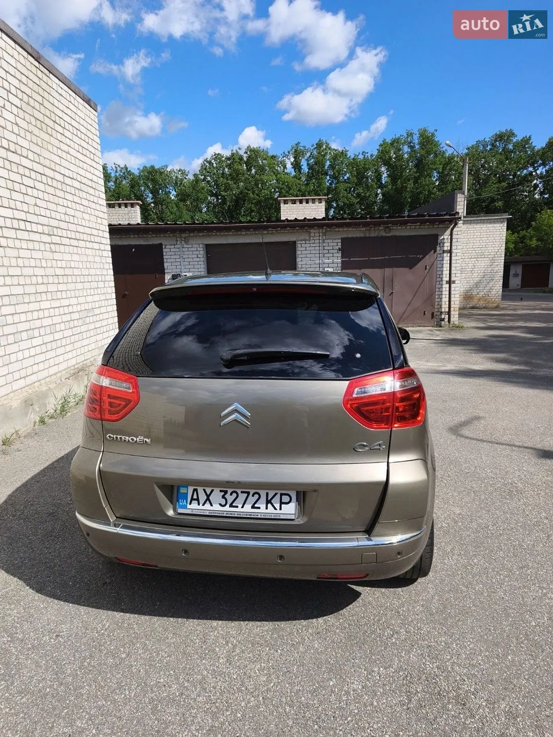 Citroen C4 Picasso 2010 VIN VF7UD9HZHAJ712451 фото оголошення 4 з 19