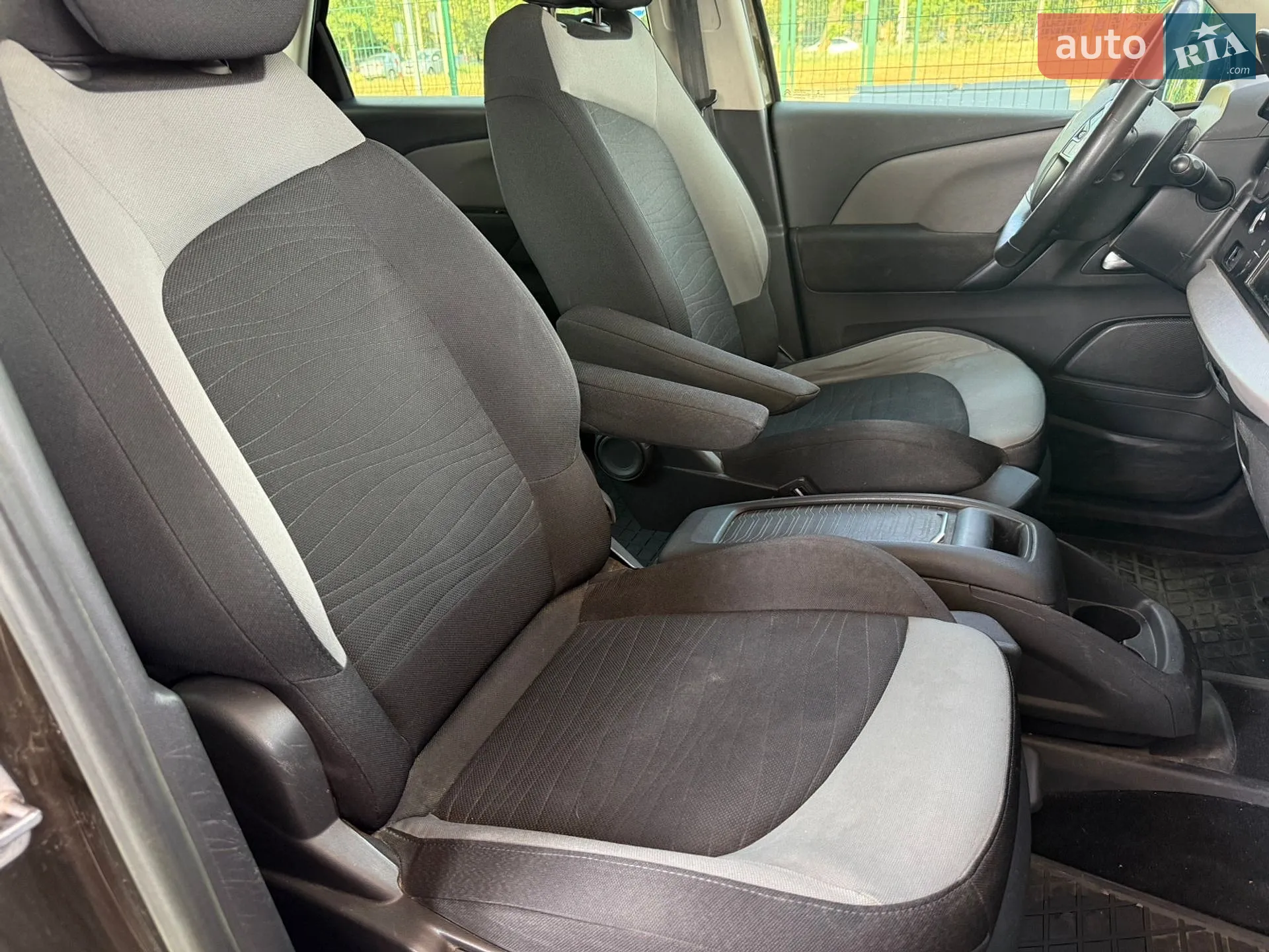 2014 Citroen C4 Picasso - мініатюра 8