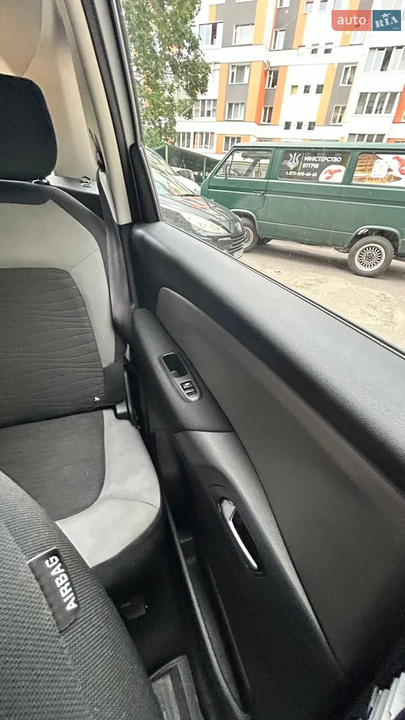 2013 Citroen C4 Picasso - мініатюра 13