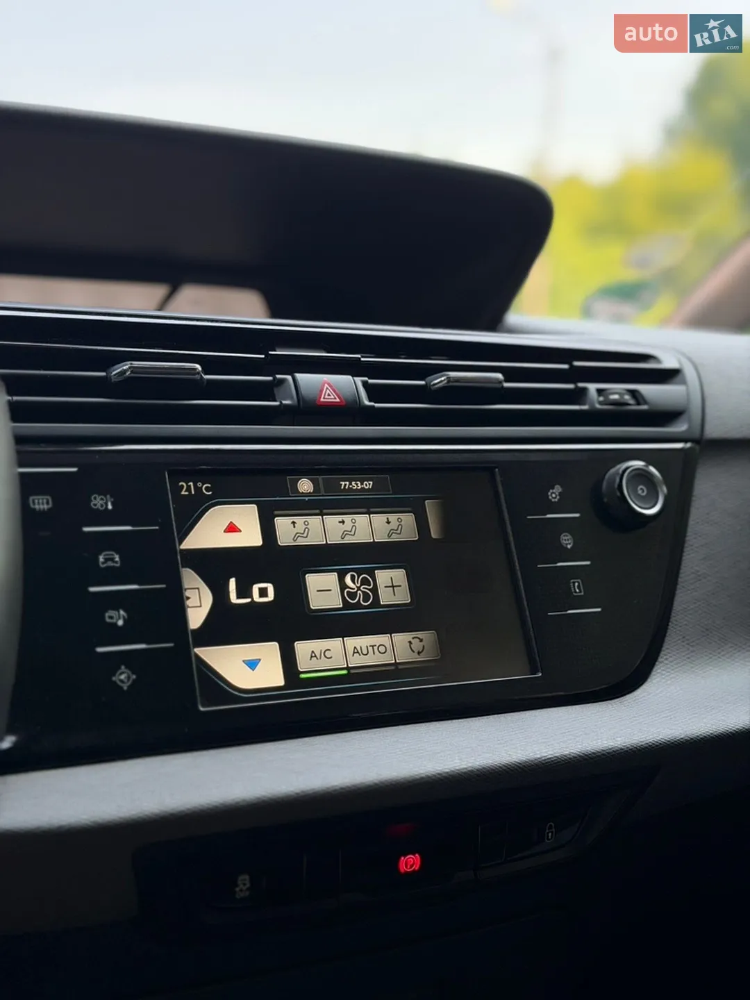 2014 Citroen C4 Picasso - мініатюра 31