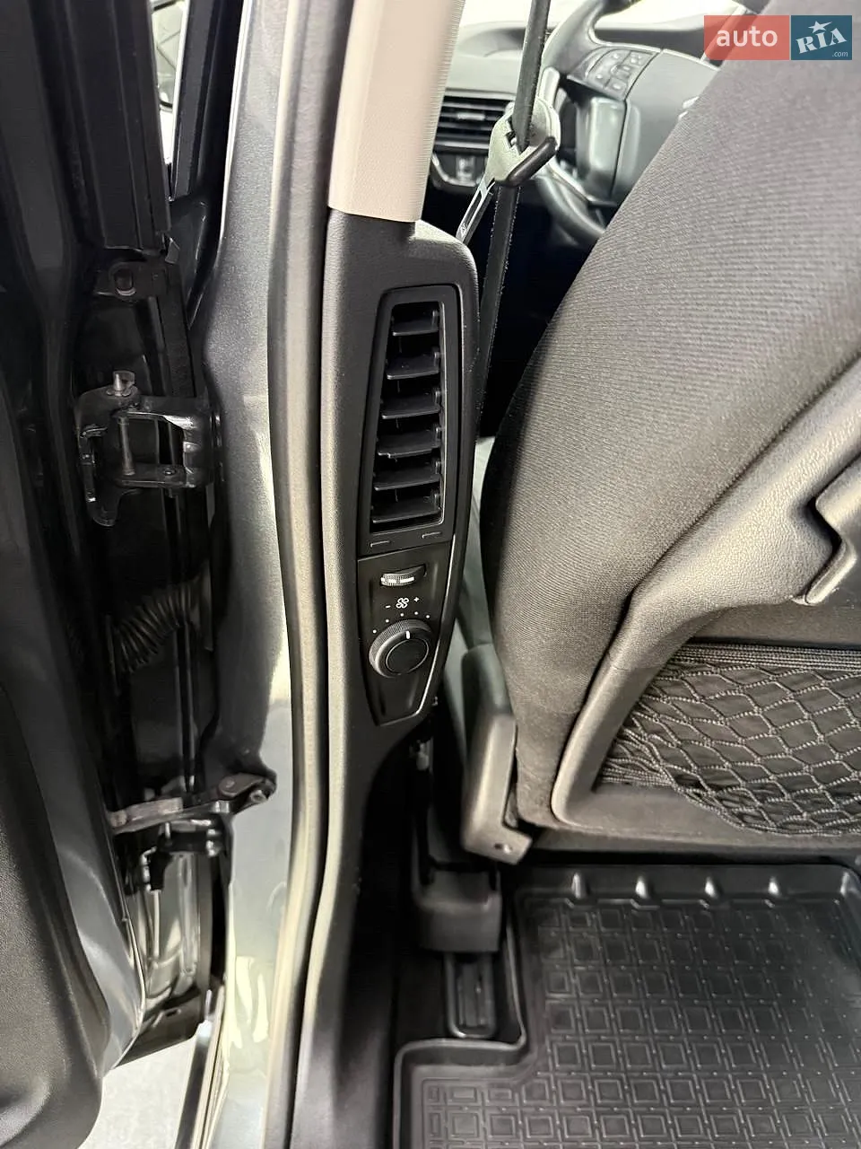2016 Citroen C4 Picasso - мініатюра 34