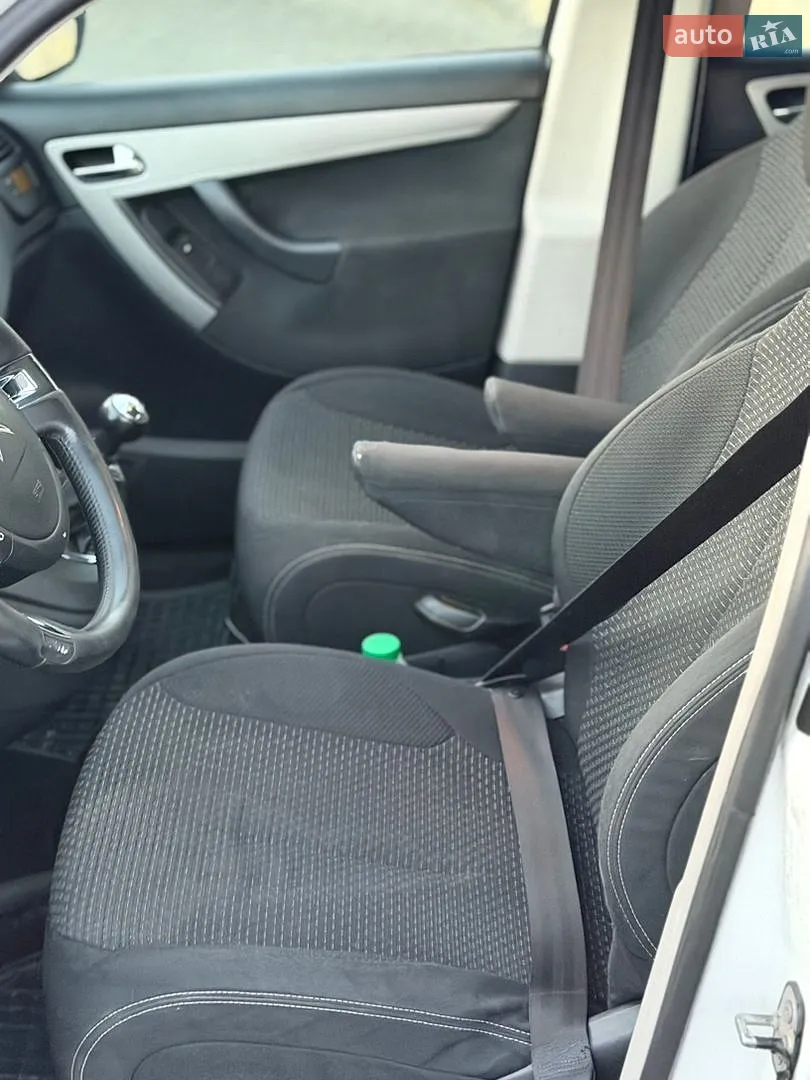 2013 Citroen C4 Picasso - мініатюра 25
