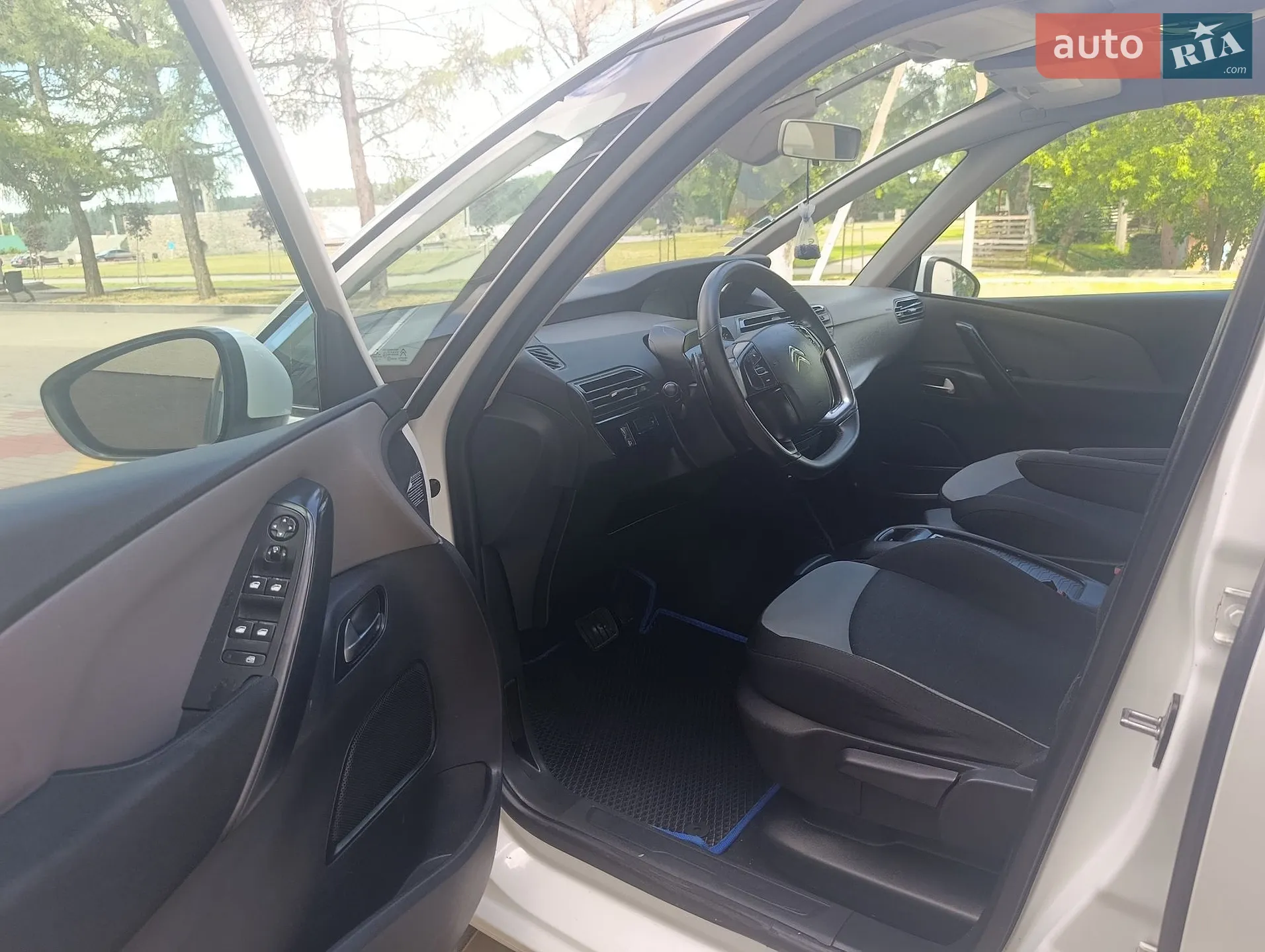 2013 Citroen C4 Picasso - мініатюра 16