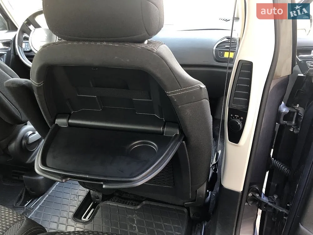 2013 Citroen C4 Picasso - мініатюра 19