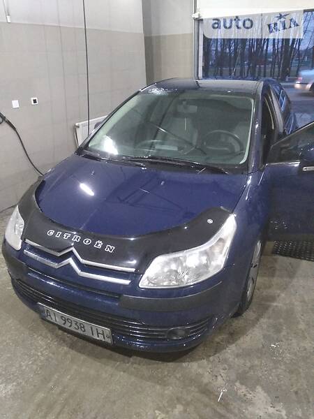 Хетчбек Citroen C4 2006 в 
