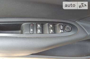 Хетчбек Citroen C4 2013 в 