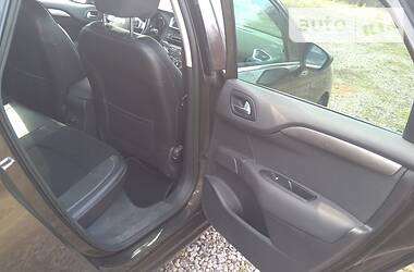 Хетчбек Citroen C4 2013 в 