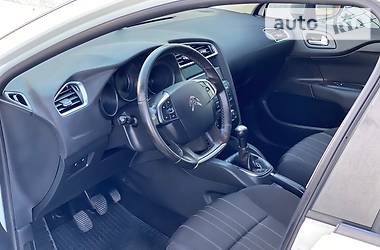 Хетчбек Citroen C4 2012 в 