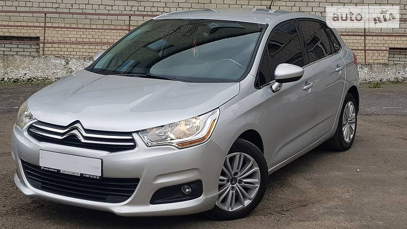 Хетчбек Citroen C4 2014 в 