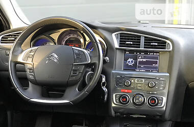 Хетчбек Citroen C4 2011 в 