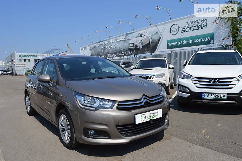 Хетчбек Citroen C4 2017 в Києві фото Хетчбек Citroen C4 2017 в Києві