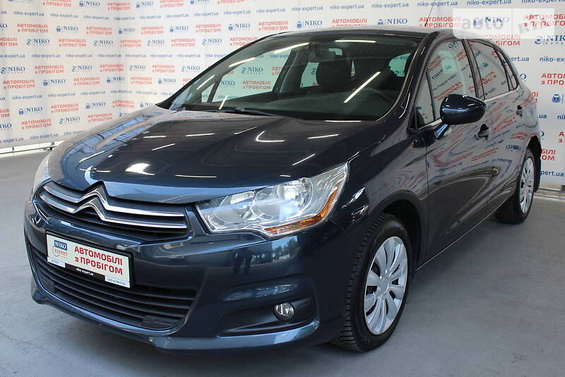 Хетчбек Citroen C4 2012 в 