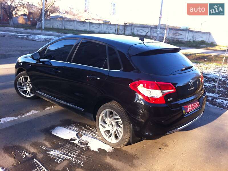 Хэтчбек Citroen C4 2014 в Харькове