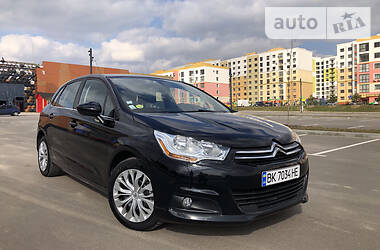 Хэтчбек Citroen C4 2014 в Ровно