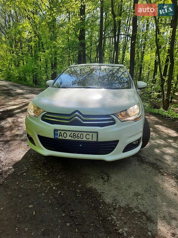 Хэтчбек Citroen C4 2013 в Мукачево