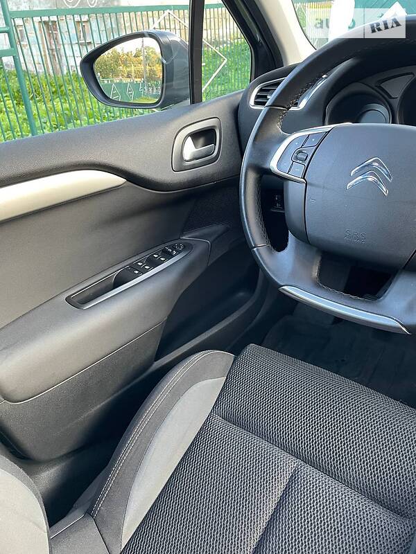 Хэтчбек Citroen C4 2017 в Ивано-Франковске фото 16 Хэтчбек Citroen C4 2017 в Ивано-Франковске