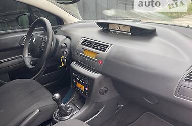 Хэтчбек Citroen C4 2010 в Гайвороне