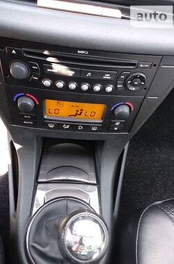 Хэтчбек Citroen C4 2008 в 
