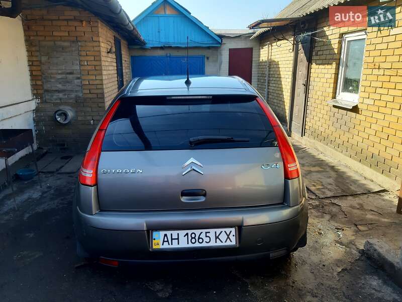 Хэтчбек Citroen C4 2005 в Покровске