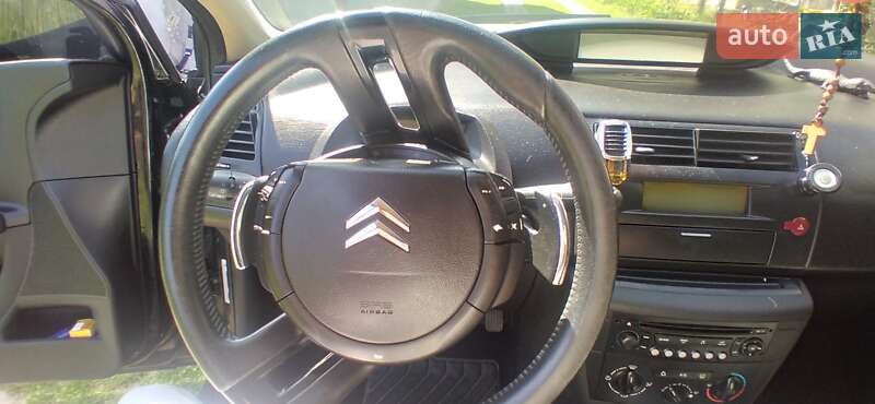 Хетчбек Citroen C4 2008 в Комарному