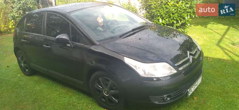 Хетчбек Citroen C4 2008 в Комарному