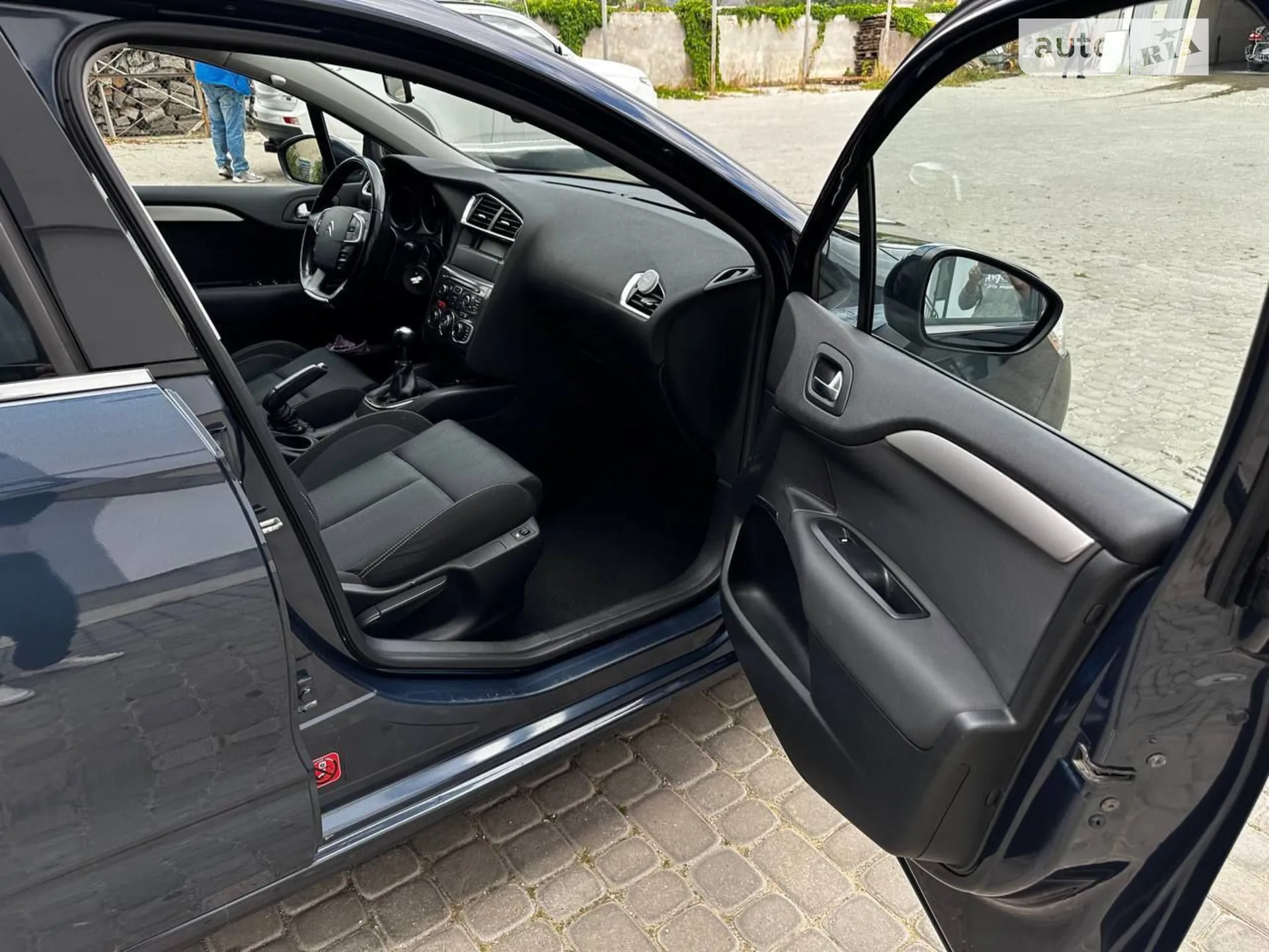 2011 Citroen C4 - мініатюра 14