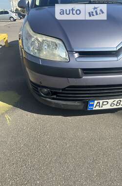 Хэтчбек Citroen C4 2005 в 