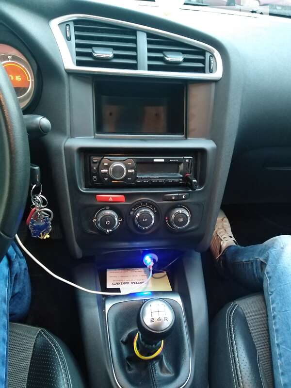 Хэтчбек Citroen C4 2011 в Ирпене фото 2 Хэтчбек Citroen C4 2011 в Ирпене