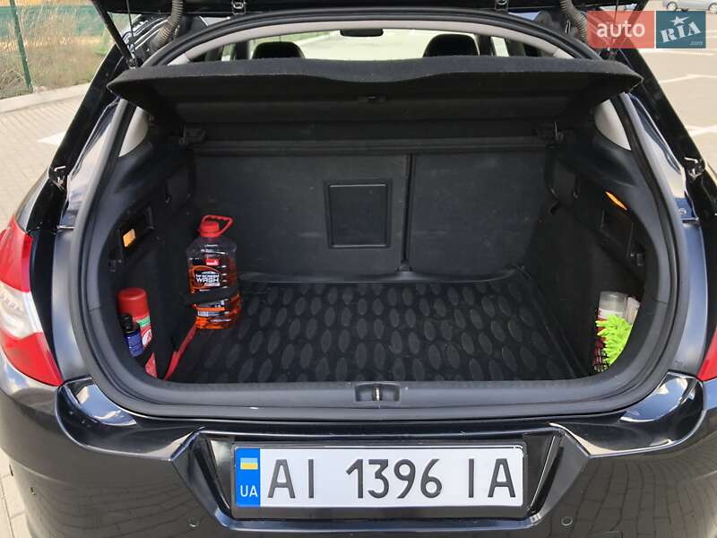 Хэтчбек Citroen C4 2011 в Броварах