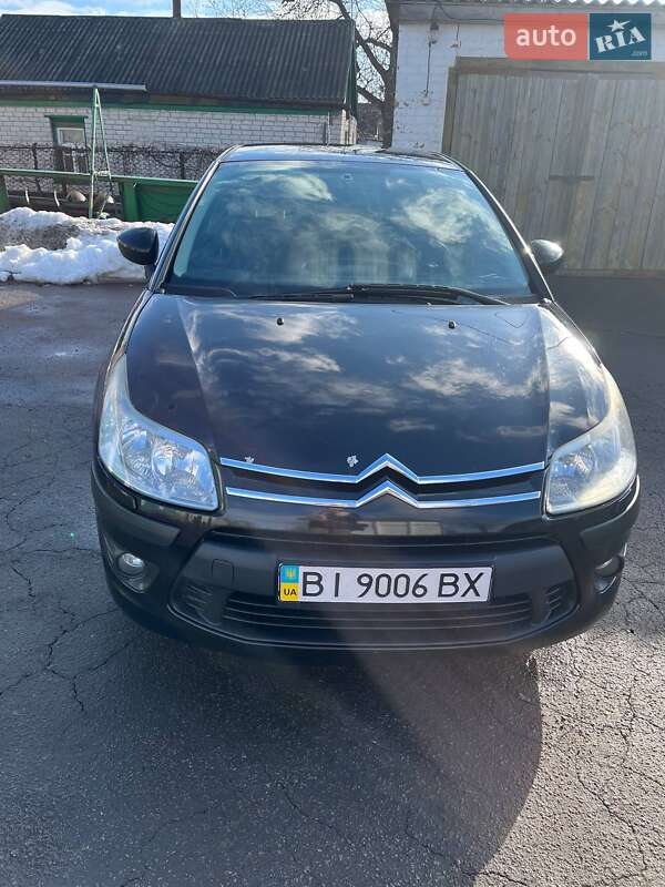 Хэтчбек Citroen C4 2010 в Глобине