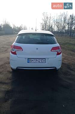 Хэтчбек Citroen C4 2014 в 