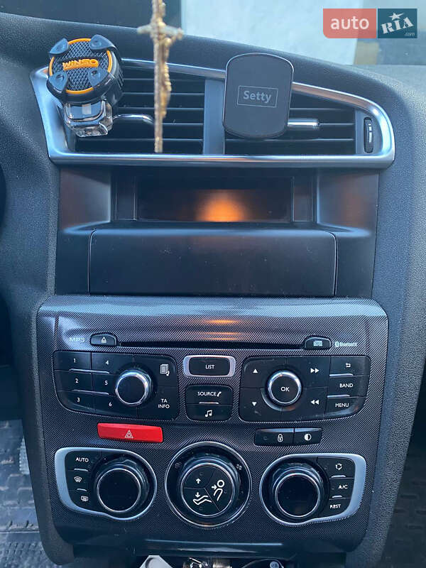 Хетчбек Citroen C4 2013 в Золочеві фото 18 Хетчбек Citroen C4 2013 в Золочеві