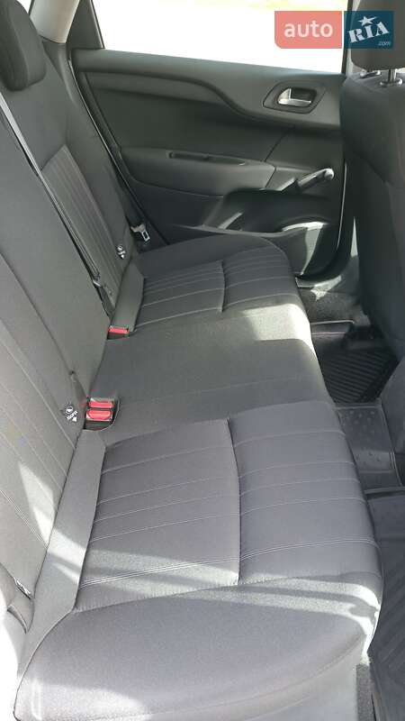 Хетчбек Citroen C4 2014 в Запоріжжі