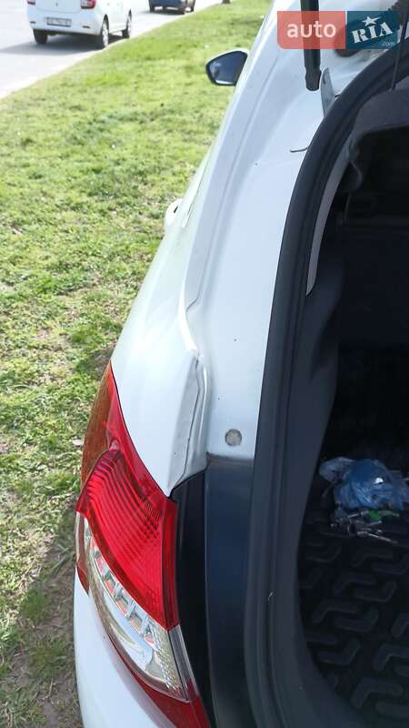 Хетчбек Citroen C4 2014 в Запоріжжі