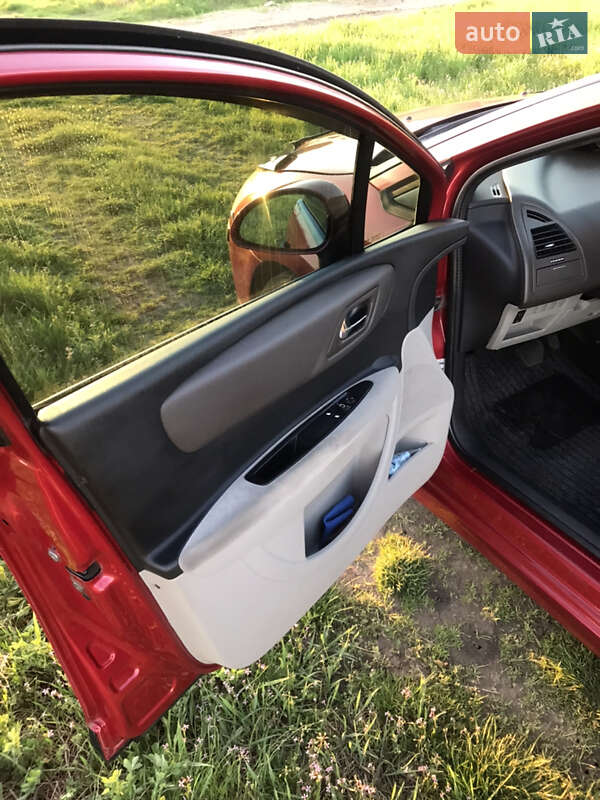 Хетчбек Citroen C4 2006 в Одесі фото 18 Хетчбек Citroen C4 2006 в Одесі