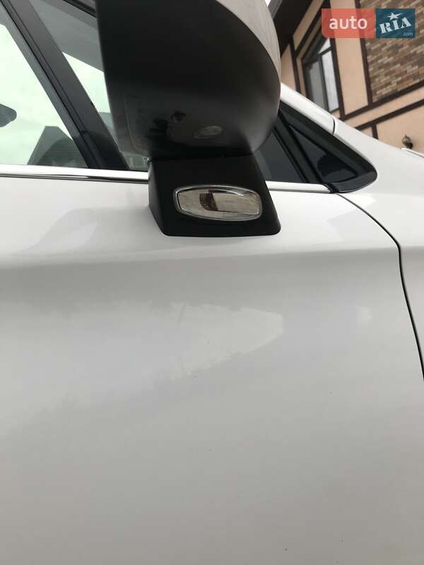 Хэтчбек Citroen C4 2017 в Радехове